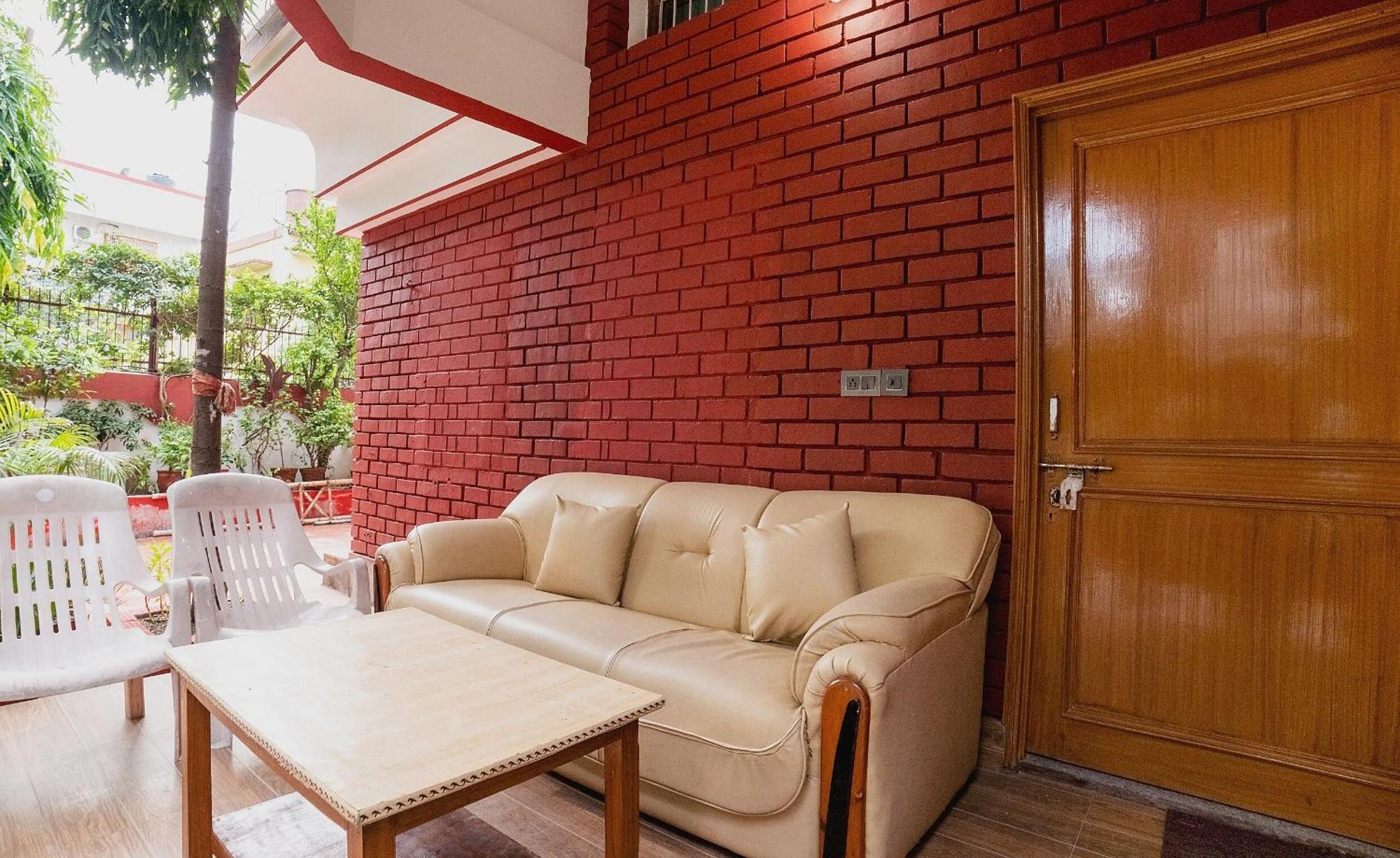 Hotel O Home Gautam Homestay Dehradun Eksteriør bilde