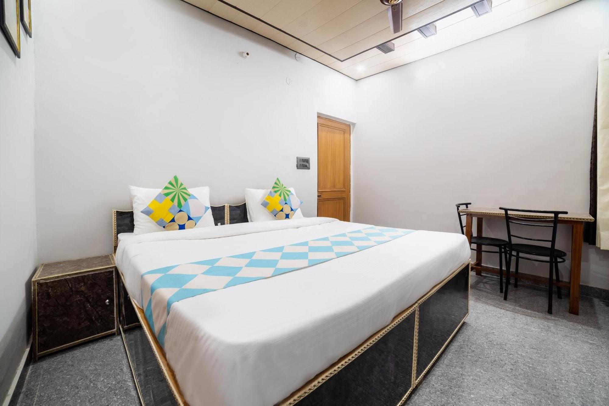 Hotel O Home Gautam Homestay Dehradun Eksteriør bilde