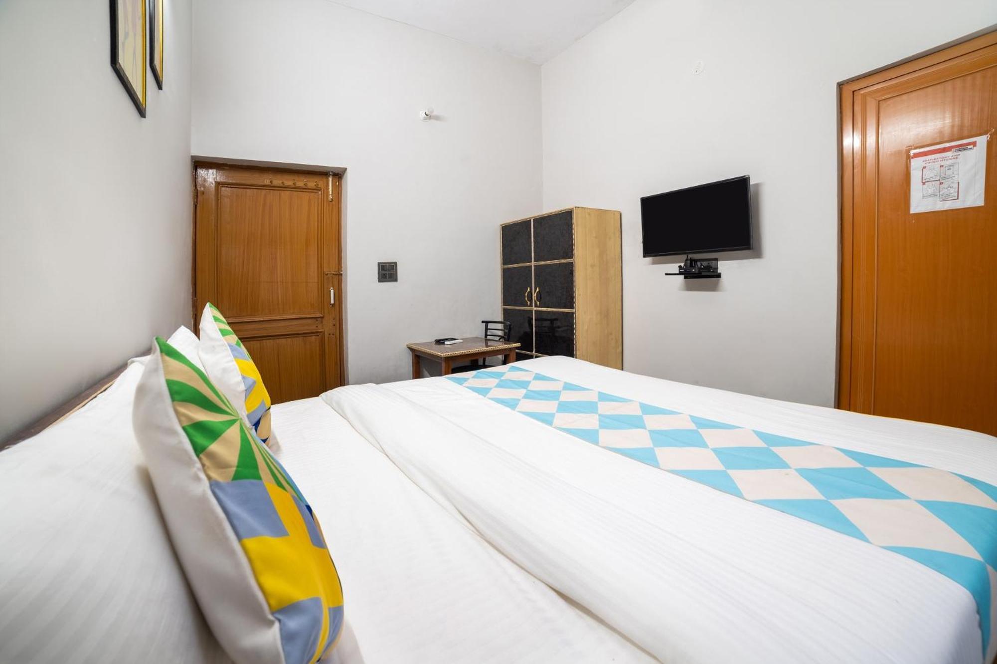 Hotel O Home Gautam Homestay Dehradun Eksteriør bilde