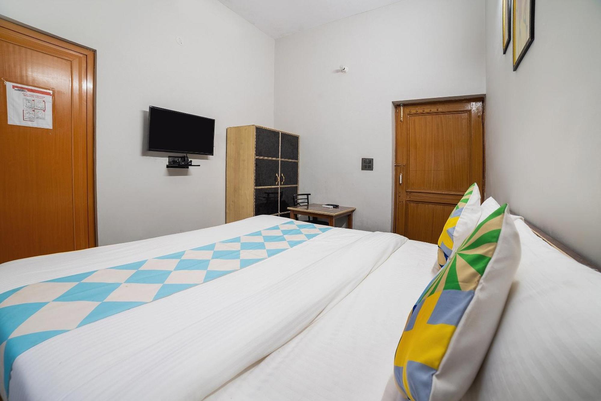 Hotel O Home Gautam Homestay Dehradun Eksteriør bilde