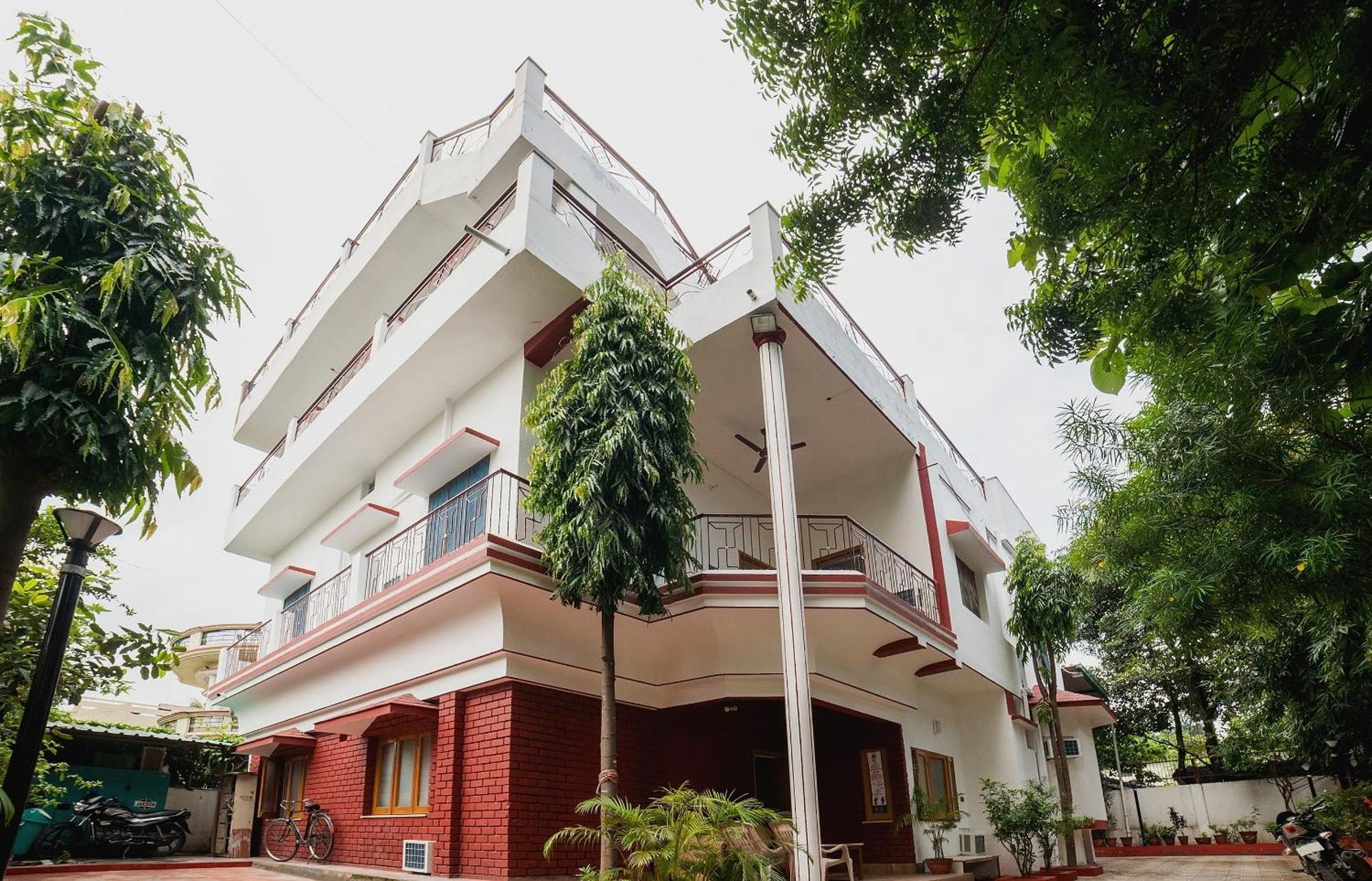 Hotel O Home Gautam Homestay Dehradun Eksteriør bilde