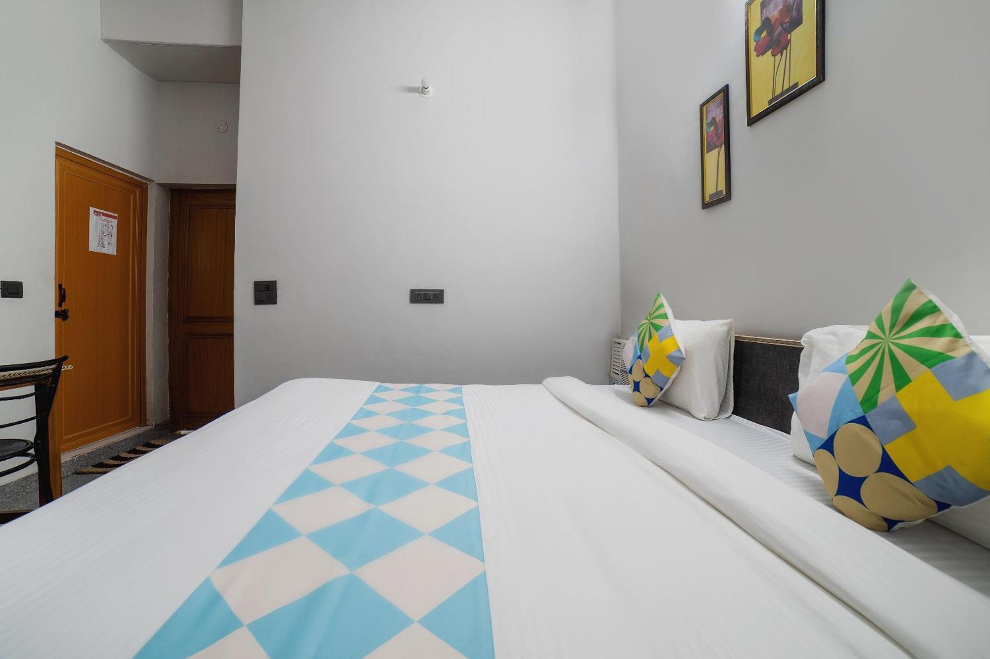 Hotel O Home Gautam Homestay Dehradun Eksteriør bilde